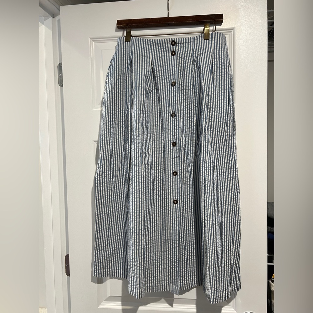 ASOS Striped Seersucker Midi Skirt with Pockets Size 8